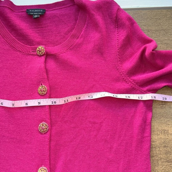 Talbots Women’s Dark Pink Merino Wool Cardigan size S - Picture 3 of 8